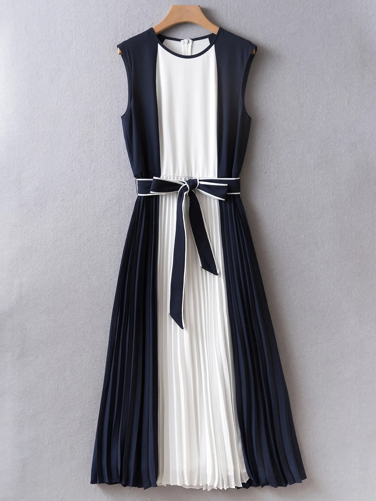 Summer Collection | Blue White Color Block Pleated Sleeveless Tie Waist Dress | UK8-UK18