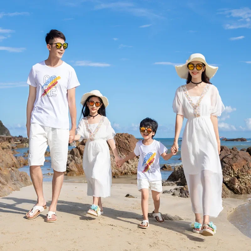 Vacation Look Family Matching White Clothes Holiday Mother and Daughter Resort Dress Father Son T Shirts + Shorts Two Piece Sets