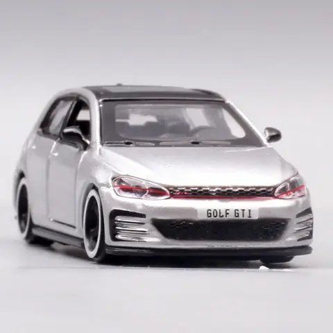 1:64 Klassisk bilmodell Golf GTI 2017 MK7 Sjunde generationen Legering Diecast Bilmodell Dörrdesign Fläkt Present Barnleksaksfordon 8 best sales VW Polo GTI-leksak - №5