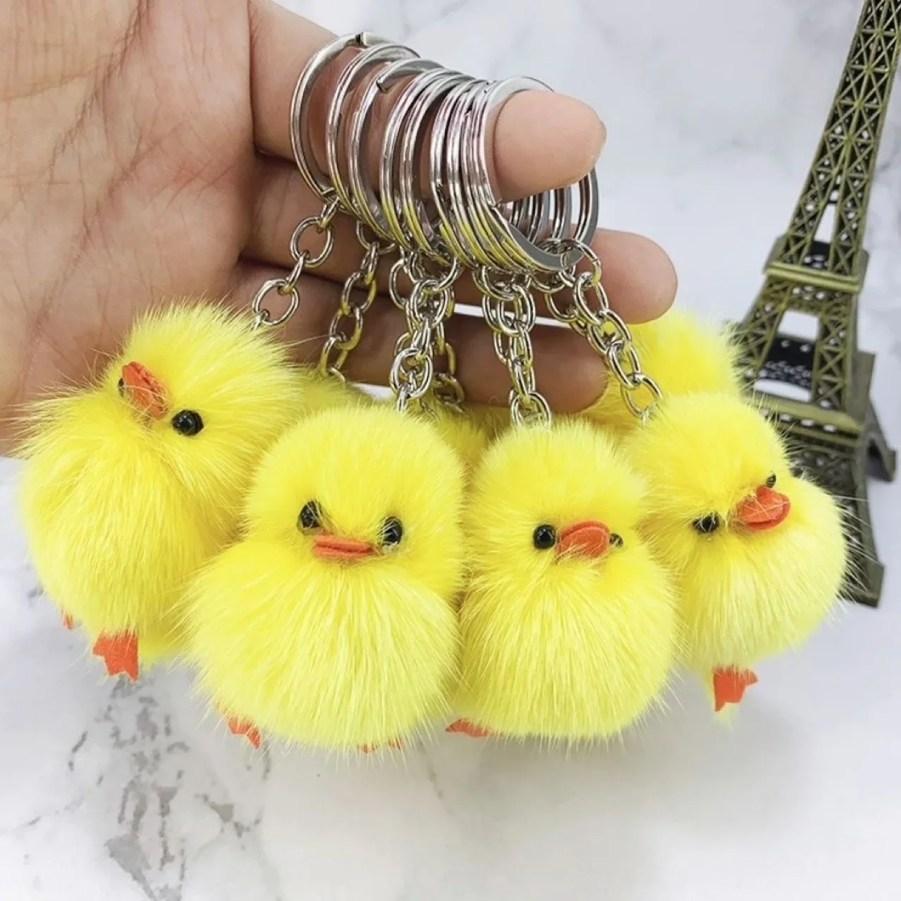 1 PCS Creative and Cute Chicken Plush Car Keychain Pendant Women's Bag Pendant Cut Keychain Best Friend Gift Plush Ornaments