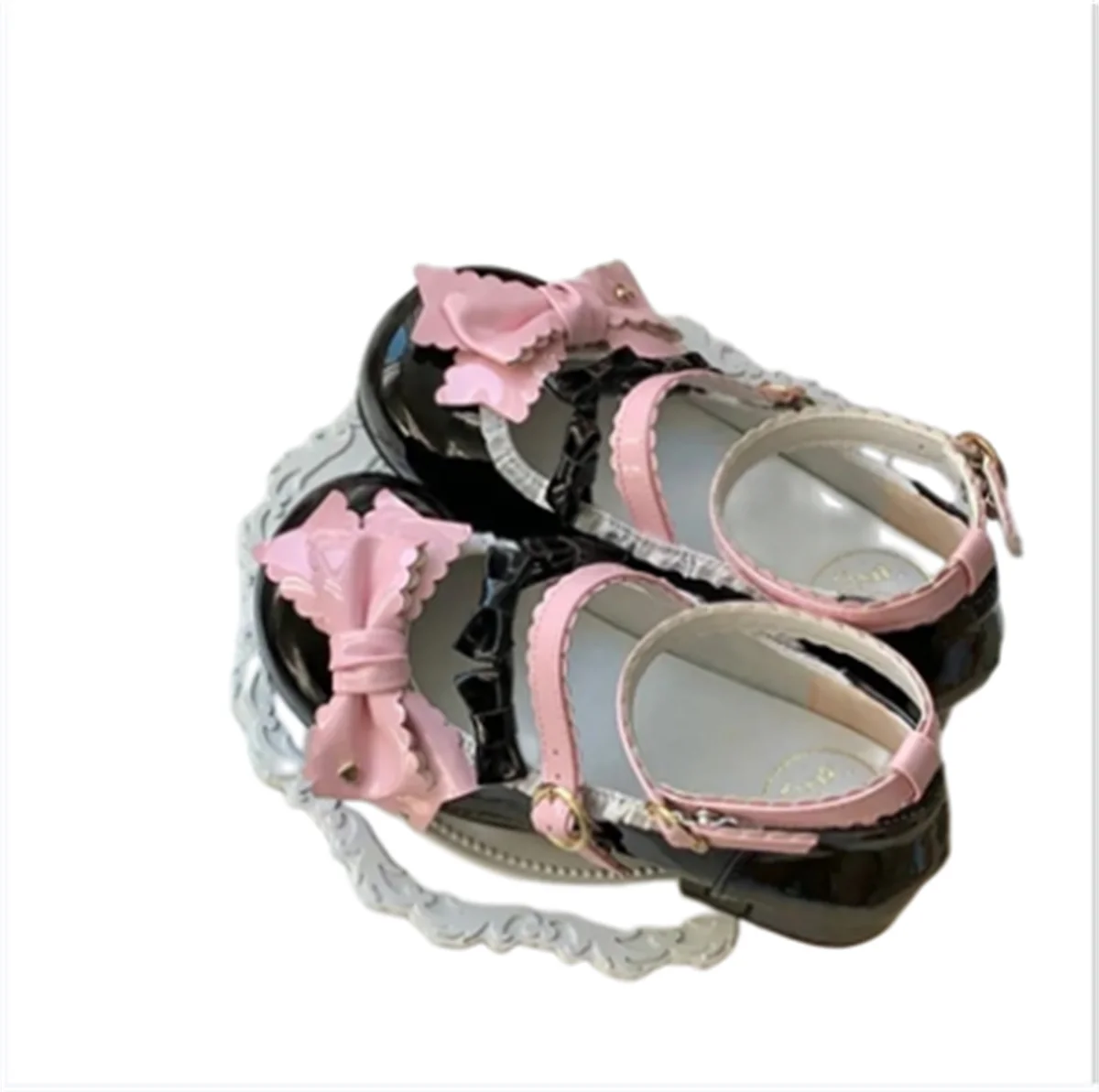 Zapatos de tacón bajo de PU de estilo universitario japonés Lolita para niñas, zapatos Kawaii de cabeza redonda, lazo de punto de amor, lindo dulce Mary Jane Loli, 3-5cm