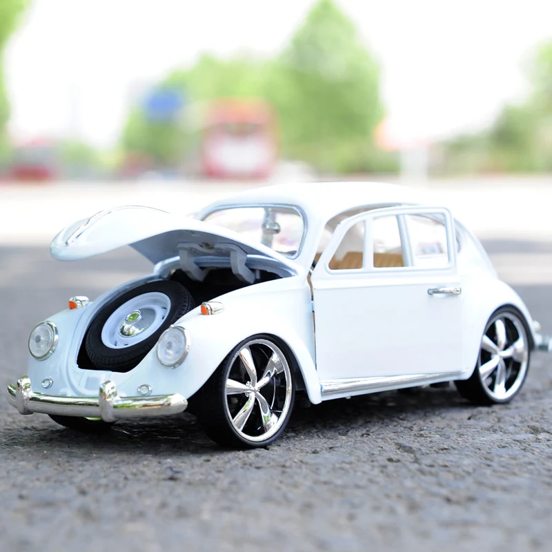 

Classic cars 1:18 alloy car beetle alloy car model alloy car for children's toys home furnishing / model cars for kids/