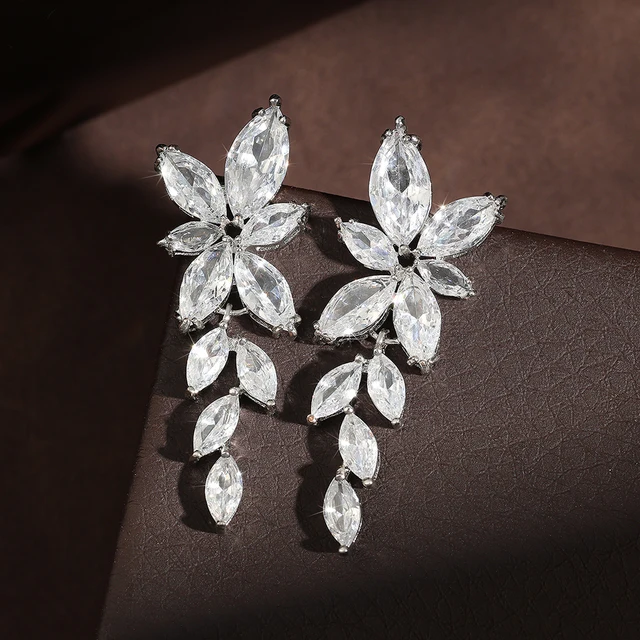 ZAKOL Fashion Leaf Zircon Drop Earrings dla kobiet White Gold Color Marquise Crystal Bridal Earring Biżuteria ślubna na imprezę