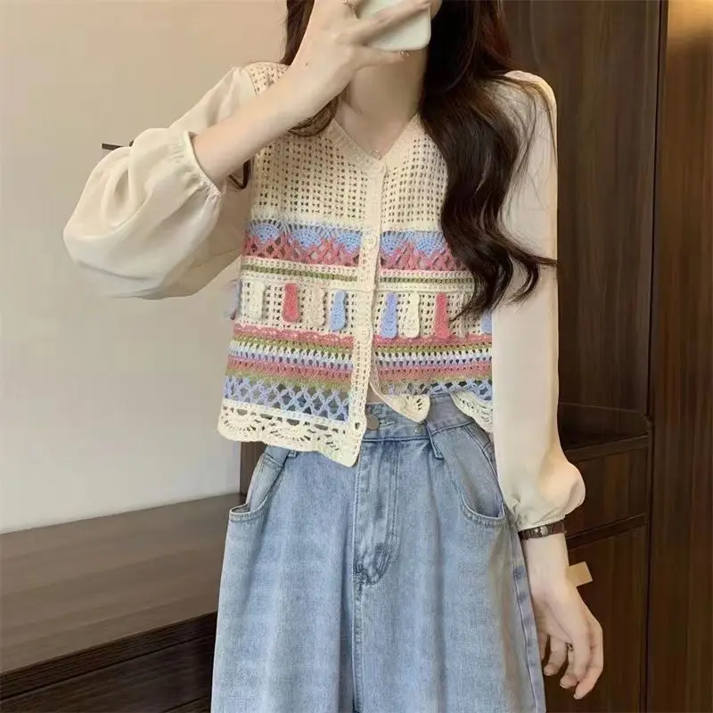 Bohemian Ethnic Knitwear Women's Chiffon Shirt with Bubble Sleeves, Short Hook and Flower Small Spliced Hollow Top