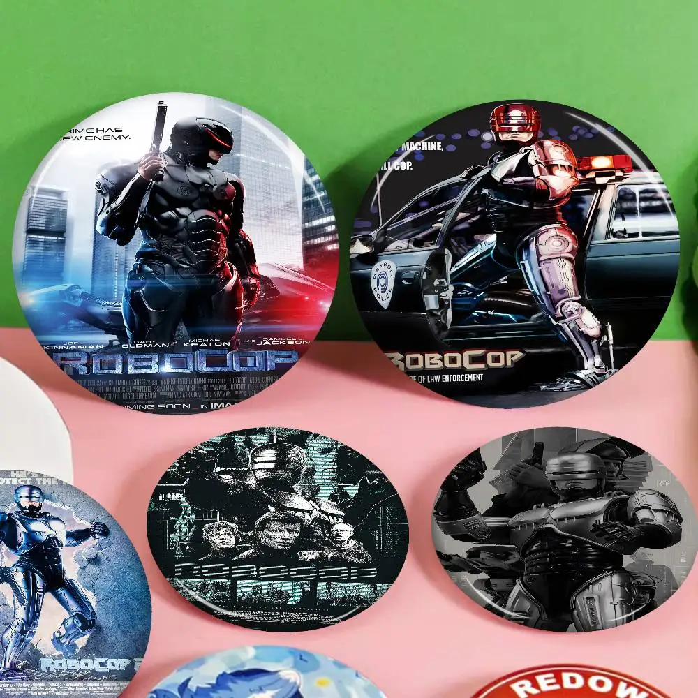 

Old Film Robocop Creative Tinplate Soft Button Pins Animal Icon Brooch Lapel Backpack Badge Accessories Pin