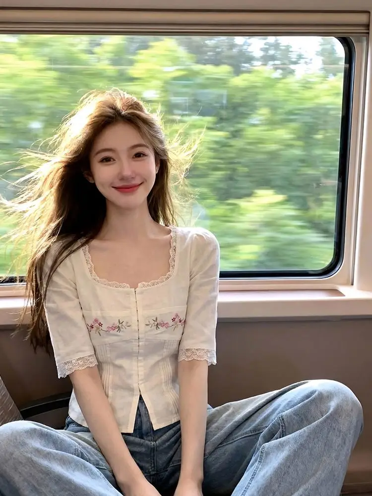 

Unique Beautiful White Lace Trim Shirt Women's Summer Design Slimming Short Sleeve Mid-Waistband Fashionable Top