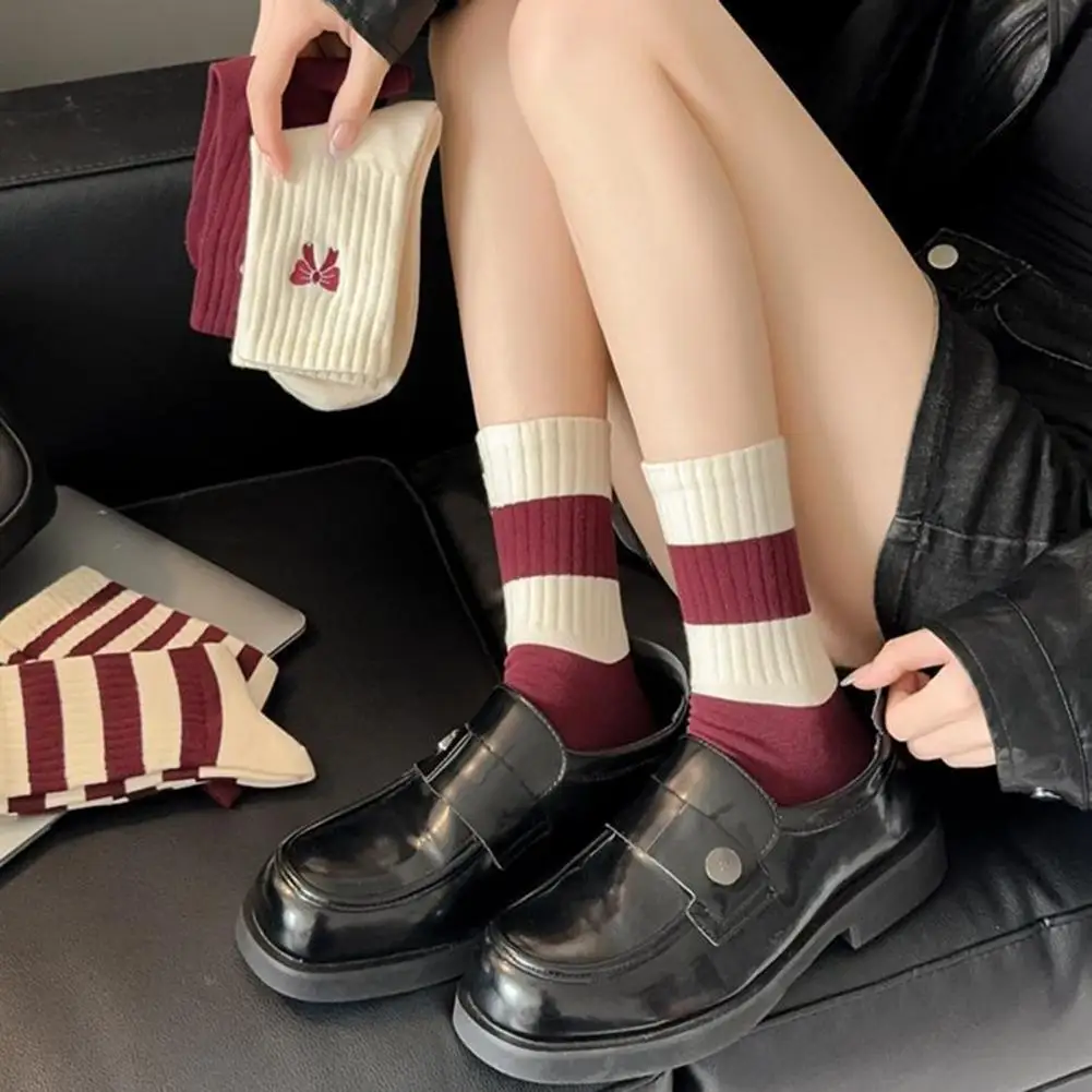 الجوارب الصديقة للبشرة مخطط طباعة Bowknot منتصف أنبوب الجوارب كلية نمط الأحذية الدافئة ملحق لارتداء تنوعا #5