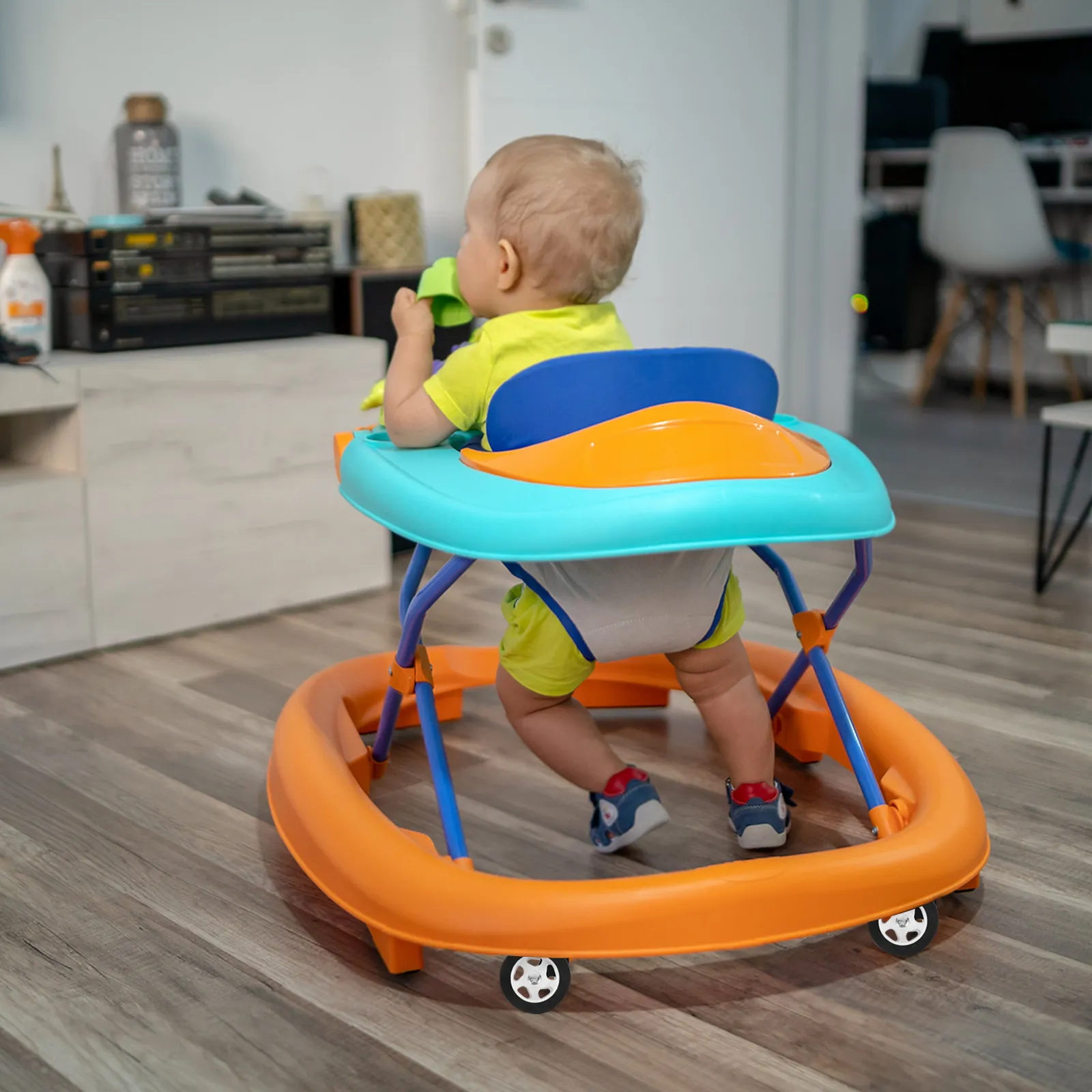 

4Pcs Easy-Detach Stroller Wheel Kit Smooth Quiet Swivel Casters for Babies Walkers Universal Replacement Parts Plastic Caster