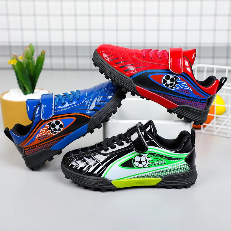 Casual Cool Soccer Shoes For Boys Lightweight Non-slip Football Shoes For All Seasons