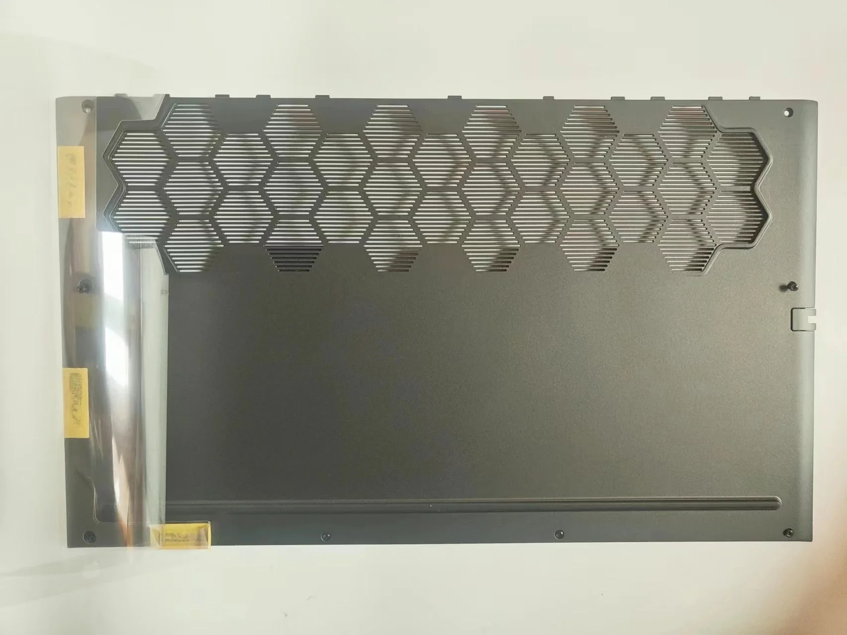 

Оригинальные детали для ноутбука Dell Alienware M17 R2, нижняя нижняя крышка D, нижняя крышка 03RKVT P41E