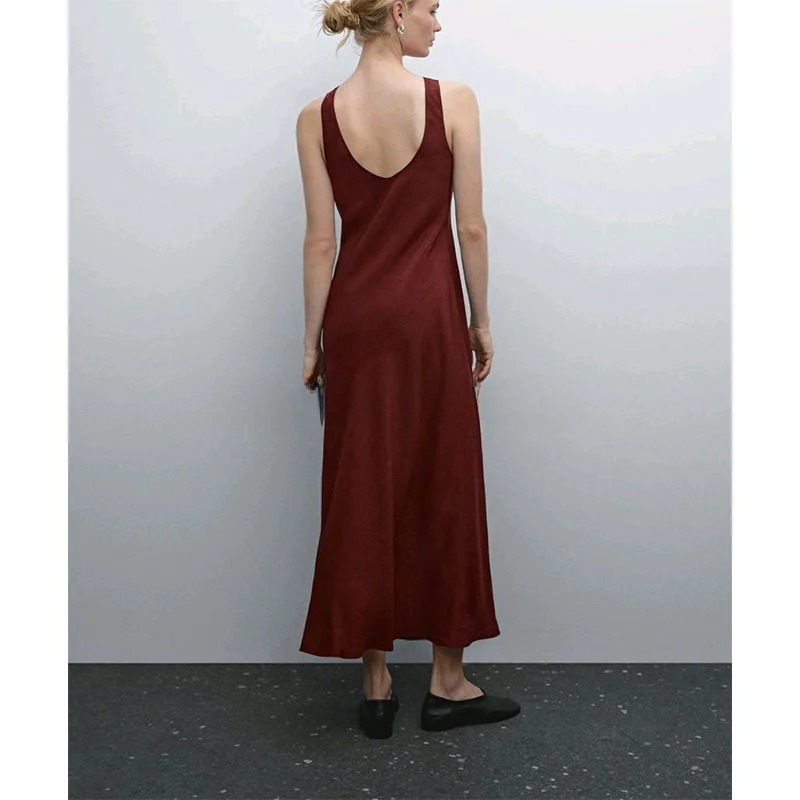 Vestido midi de seda acetinada sem mangas e costas nuas, cintura alta, estilo casual para o dia a dia, com decote redondo e c...