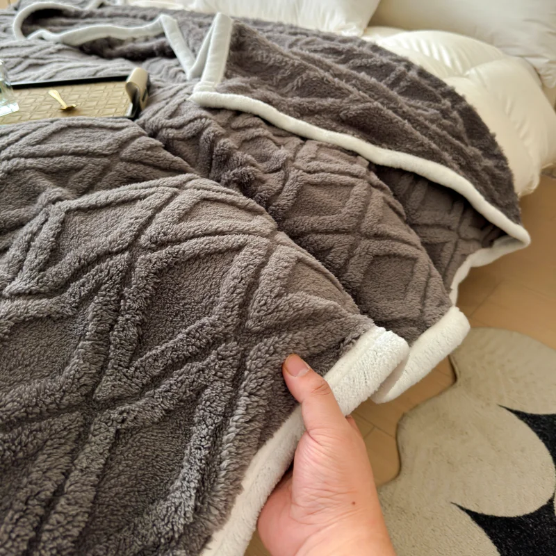 Soft Warm Lamb Fleece Blanket for Bed Sofa Winter Fall and Winter Cozy Flannel Cover for Office Nap Air Conditioning