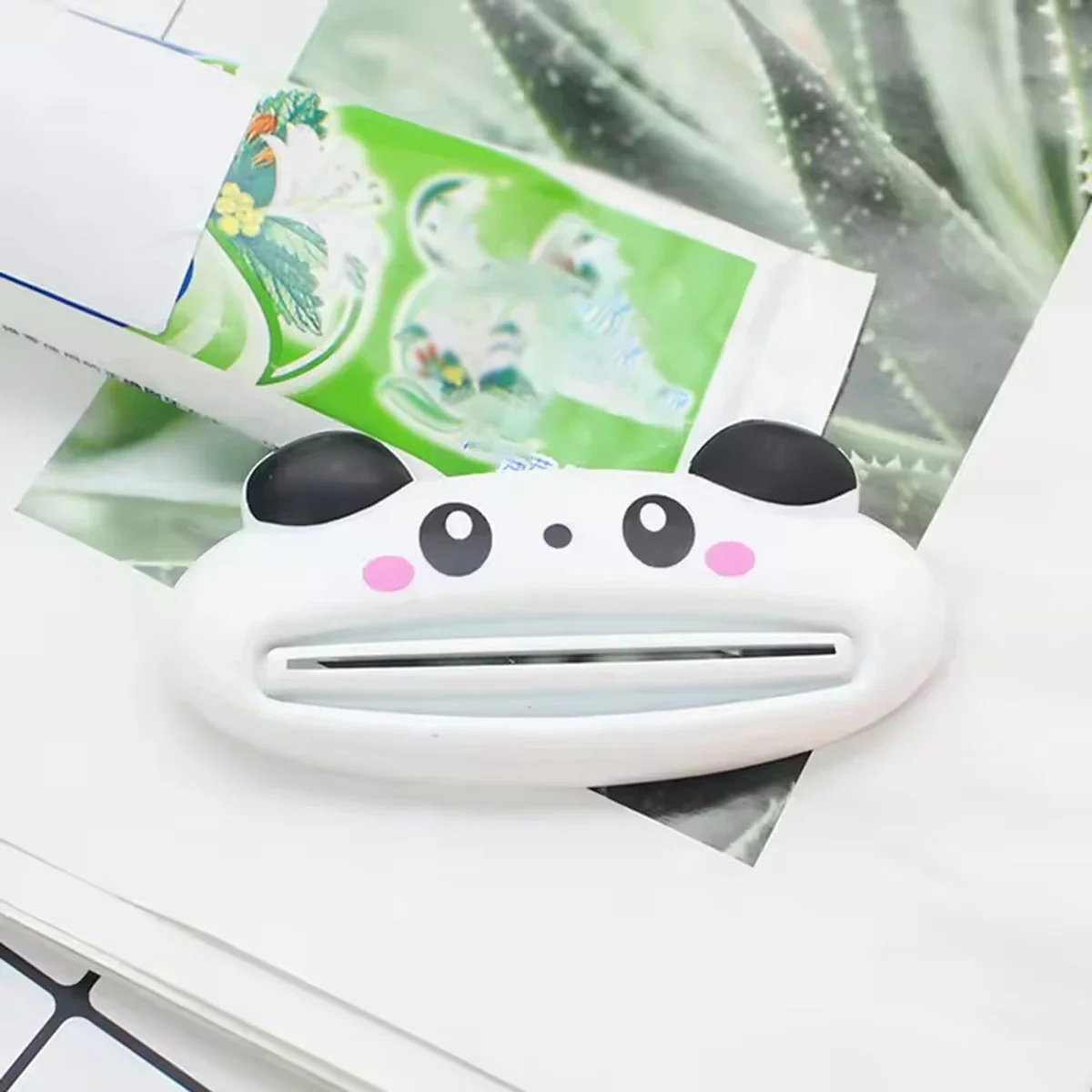 2pcs-Toothpaste Squeezer Creative Cartoon Animal Shaped Faci