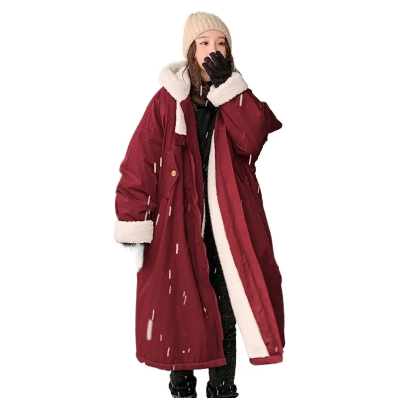 Cappotto in lana di agnello ispessita rossa per l'inverno e la primavera da donna, nuova versione coreana, copertura di carne sciolta e torta di velluto da superare