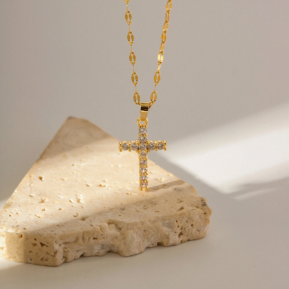 Youthway Stainless Steel 18K Gold Plated White Cubic Zirconia Cross Pendant Necklace Waterproof Trendy Jewelry Women New