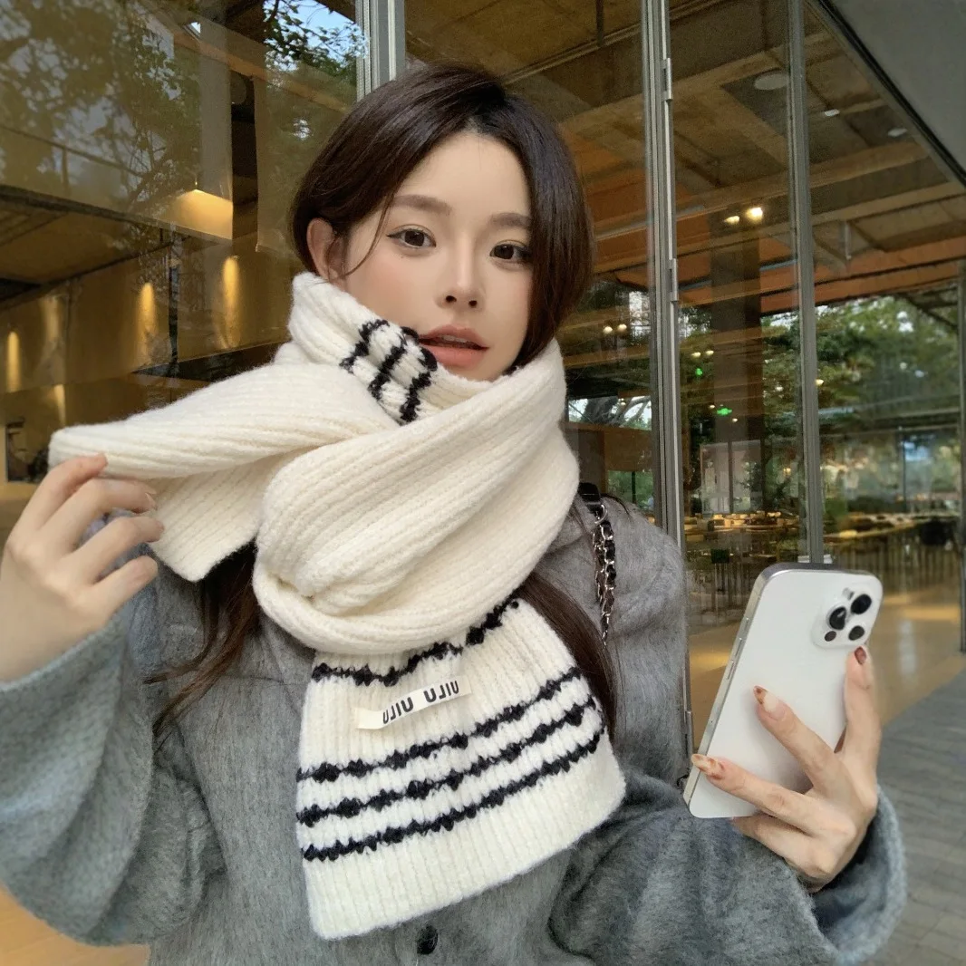 2025 Trendy Striped Knit Scarf for Women Soft Warm Winter Fashion Accessories Couple Matching Neckwear