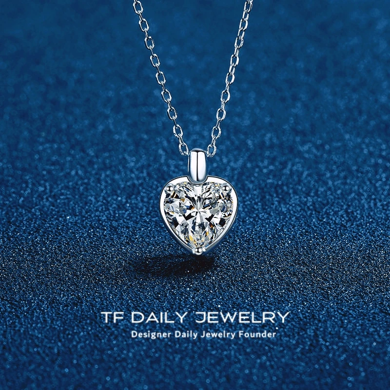 

Heart Style 18K White Gold Necklace for Women Valentine's Day 1/2 Carat Moissanite Diamond Girlfriend Birthday Gift Fine Jewelry