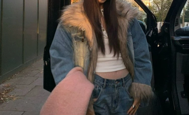 

Stylish Washed Old Denim Jacket Women's Autumn and Winter Short Fur Collar Padded Cotton Loose Jacket Top