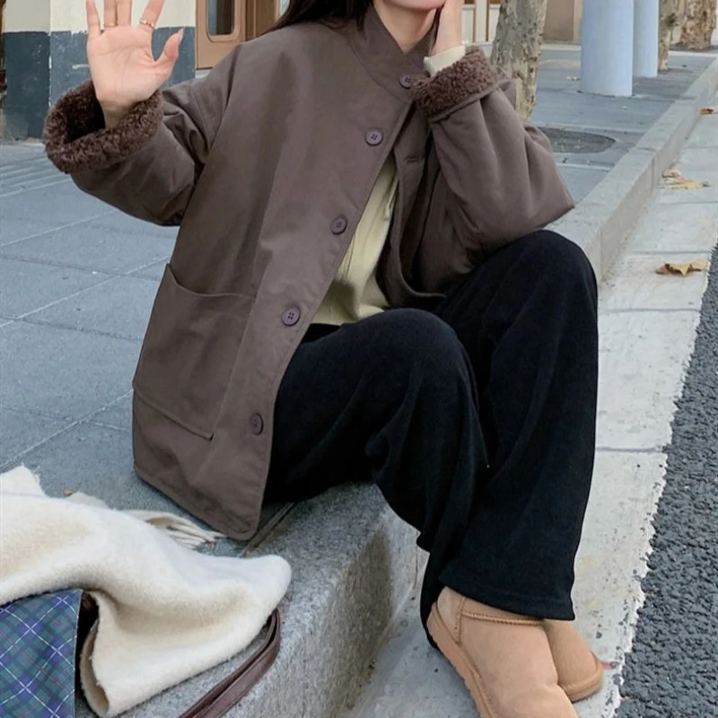 

Women's 2025 Winter New Retro Thickened Small Cotton Clothes Wearing Lamb Wool Coats on Both Sides