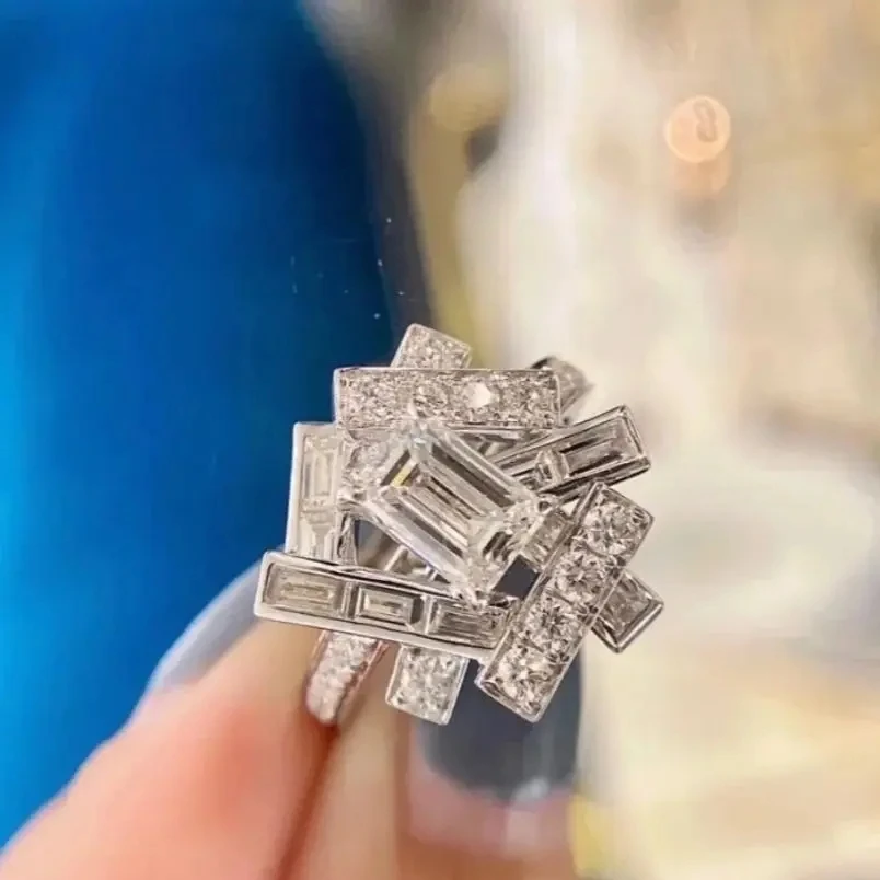 

New 2022 Trend Hot Sale Famous Brand Fashion Jewelry For Women 3A Zircon Geometric Design Rings Luxury Ring Gifts For Girls