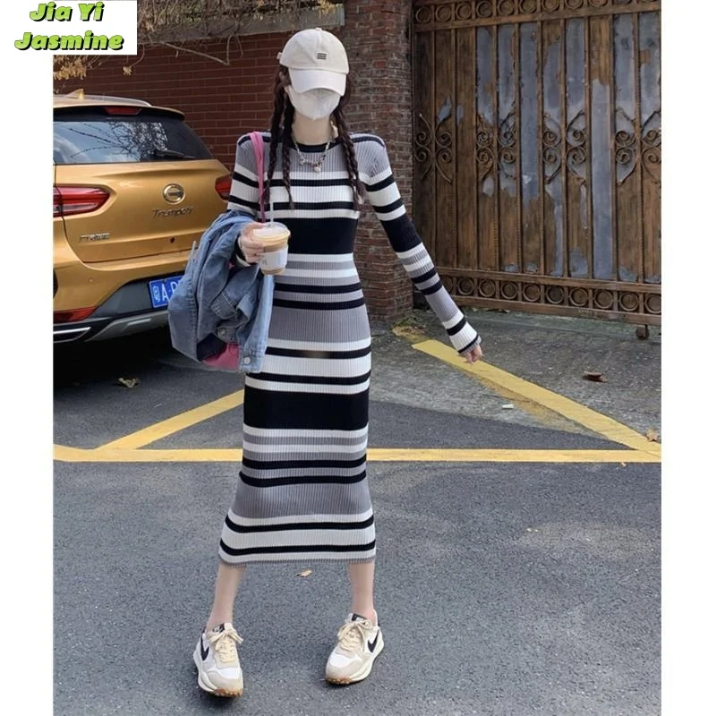 

New Autumn and Winter Slim Fit Color Blocked Striped Slimming Base Knitted Mid Length Dress