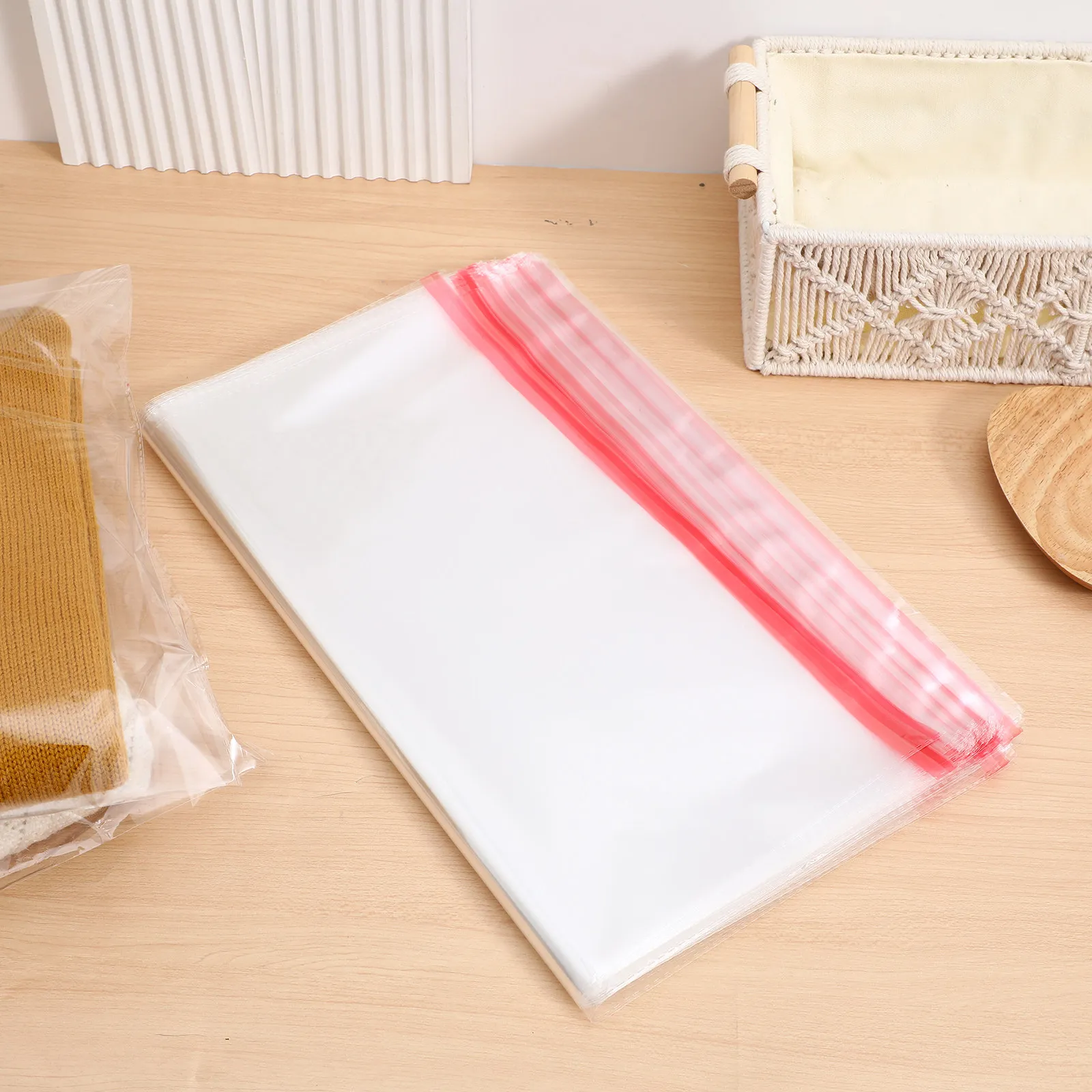 100Pcs Self Adhesive Clear Bags High Transparency Sealable Cellophane Bags Clothing Packaging for Small Business Shipping
