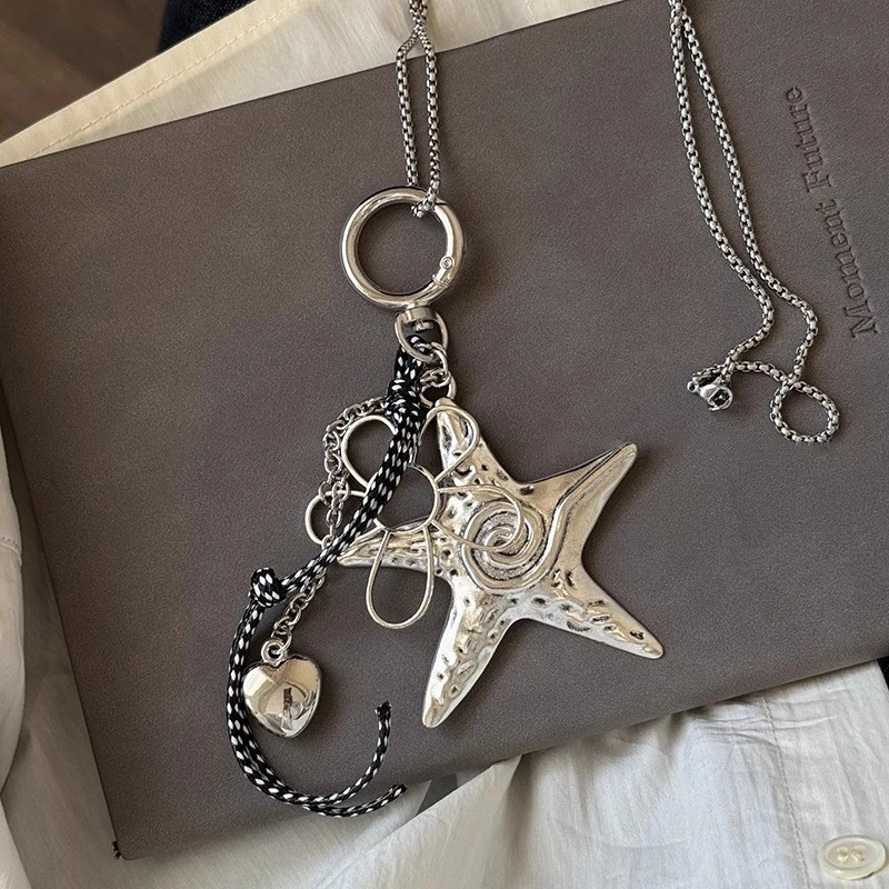 Exaggerated Metal Big Starfish Pendant Necklace for Women Gothic Hip Hop Silver Color Flower Long Chain Necklace Y2K Jewelry