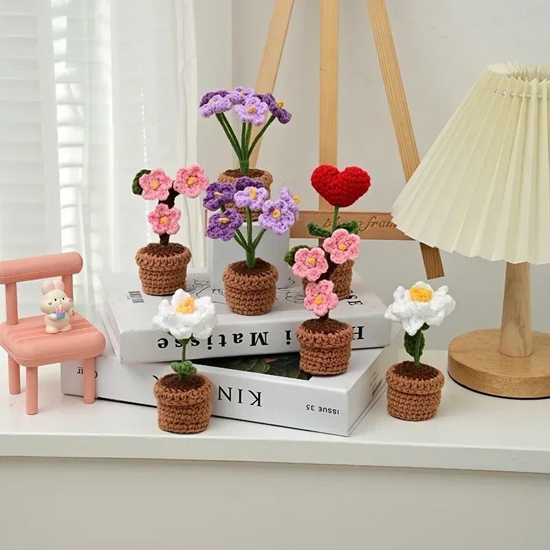 Tulip Crochet Flower Potted Artificial Crochet Plant Pot Wedding Guest Gift Flower Bouquet Desktop Car Decorations Birthday Gift