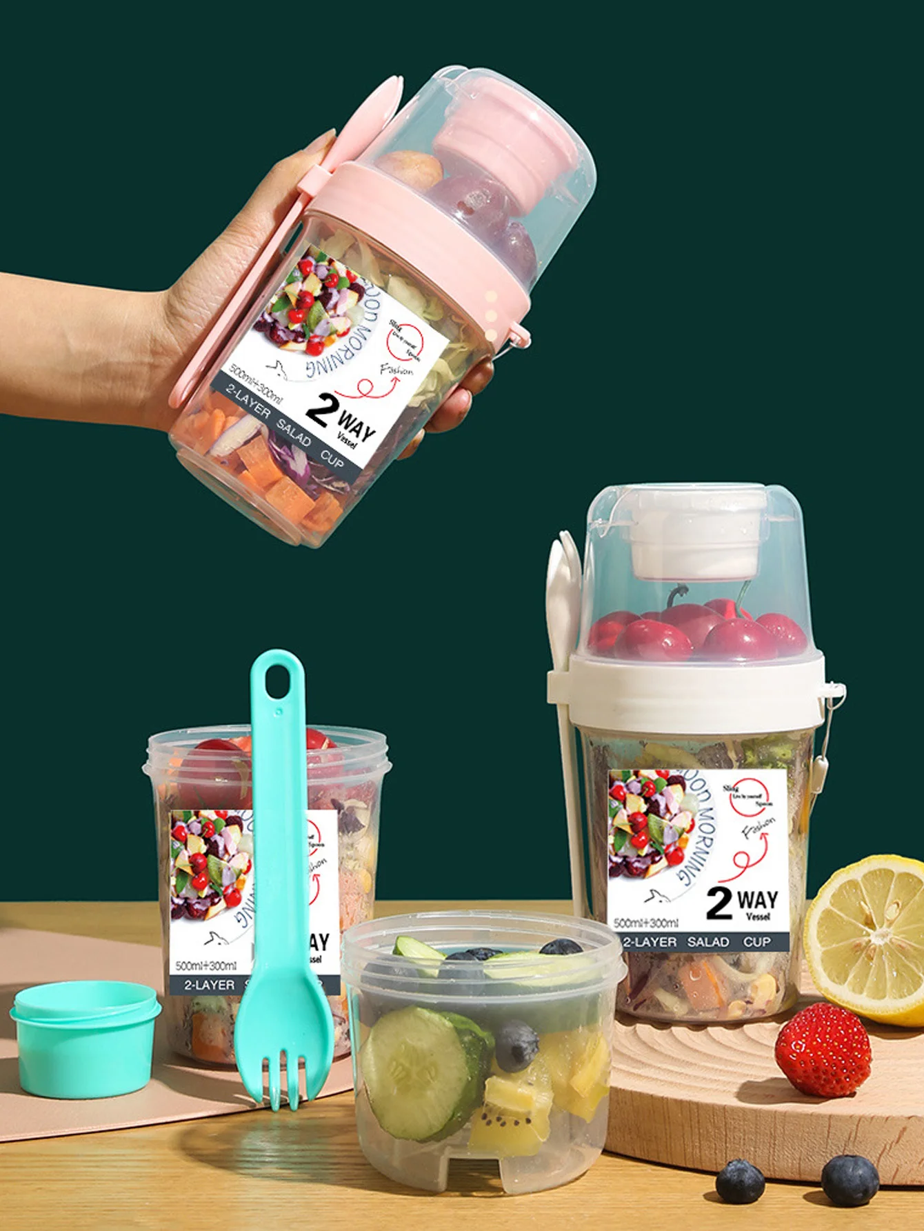 1Pcs Salad Cup, Salad Shaker Cup, Plastic Healthy Salad Container with Fork and Carrying Strap, Salad Dressing Container, Salad Cup for Picnic Lunch and Breakfast, Portable Outdoor Salad Cup with Lid