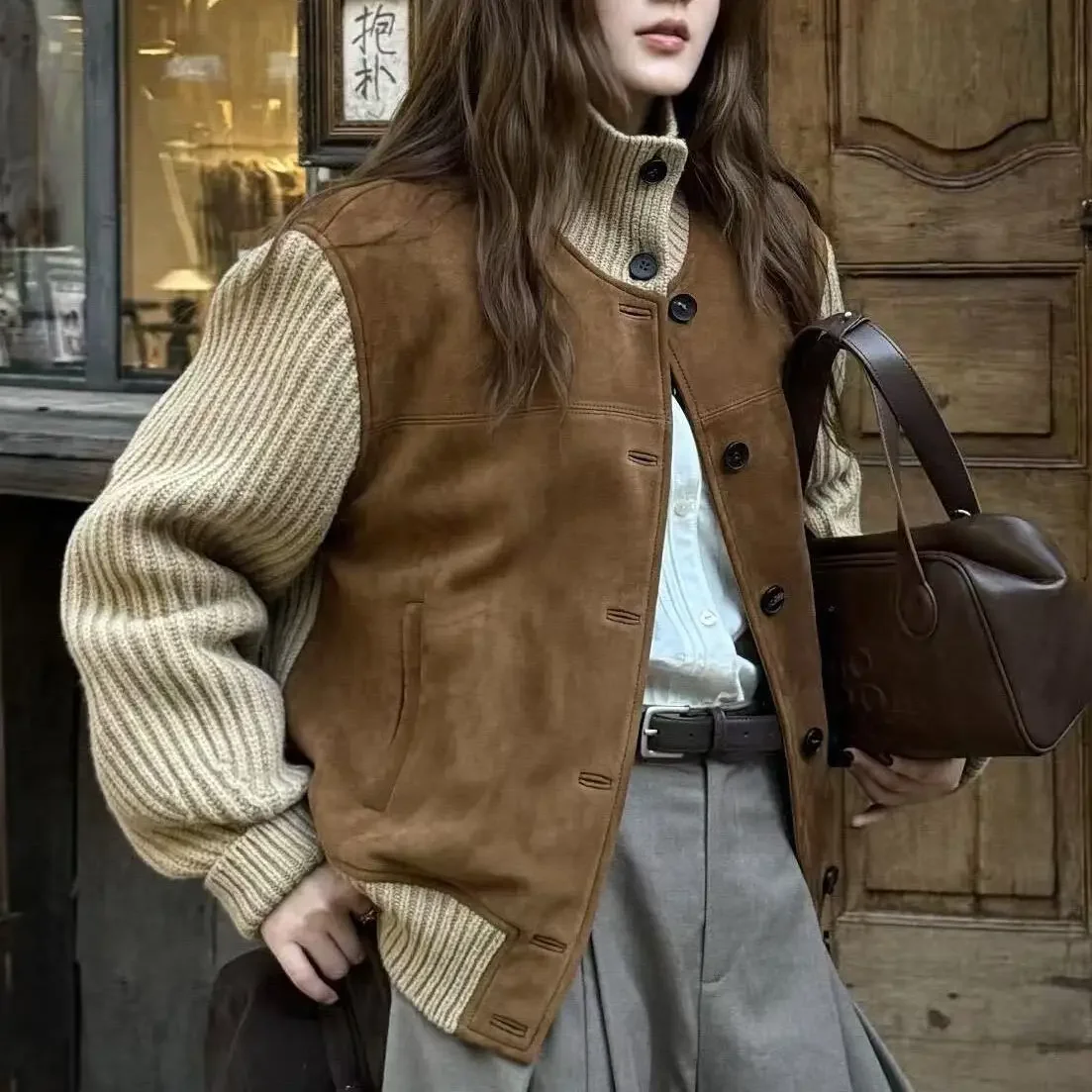 

American Retro Autumn and Winter Maillard Outfit for Small People, Brown Spliced ​​short Coat, Cool and Age-reducing Jacket Top