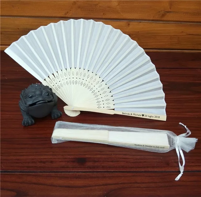 100pcs / Lot Custom Silk Fan Wedding Hand Silk Fan with Organza Gift Bag Packaging