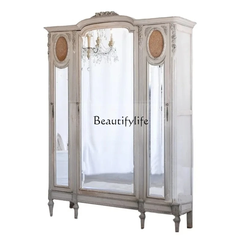 

French retro solid wood wardrobe antique wardrobe European locker luxury wardrobe