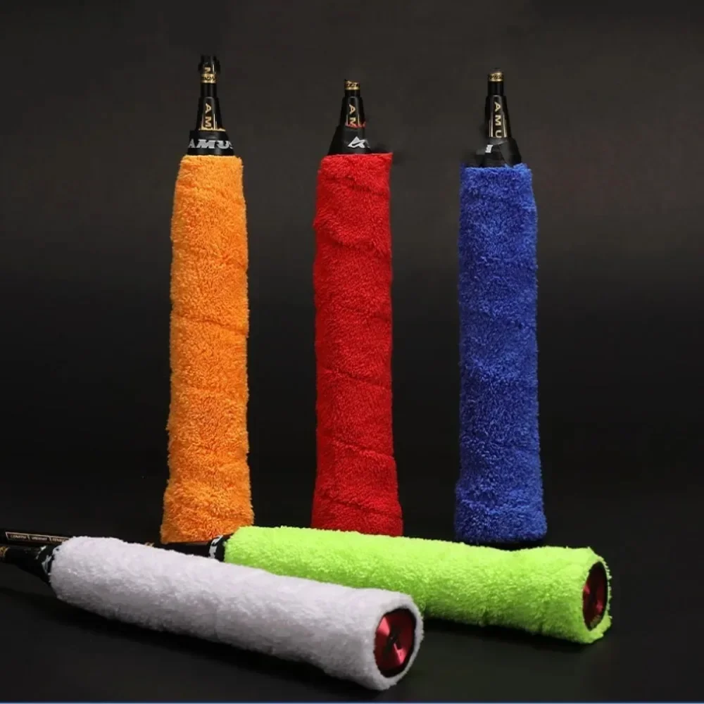 شريط قبضة منشفة قطني ممتص للعرق من Pro لمضارب كرة الريشة للتنس، غلاف تحكم غير قابل للانزلاق في كل عبوة