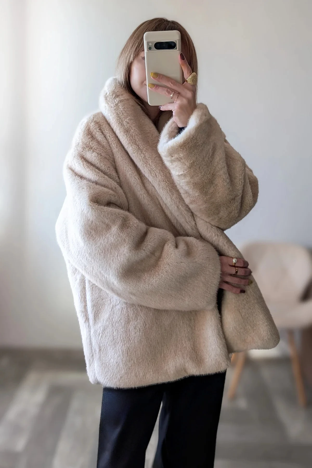 معطف نسائي من الفرو الصناعي مبطن سميك من BJTZ، سترة شتوية دافئة من الفرو المزيف، ملابس خارجية فاخرة وأنيقة