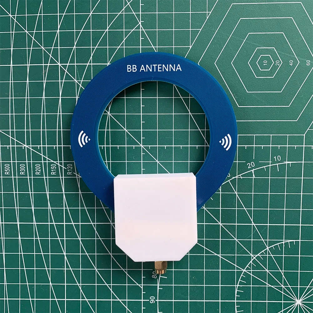 

Портативная широкополосная кольцевая антенна 9.9 кГц-181 МГц (MW/SW) для приемников Malachite SDR TEF6686