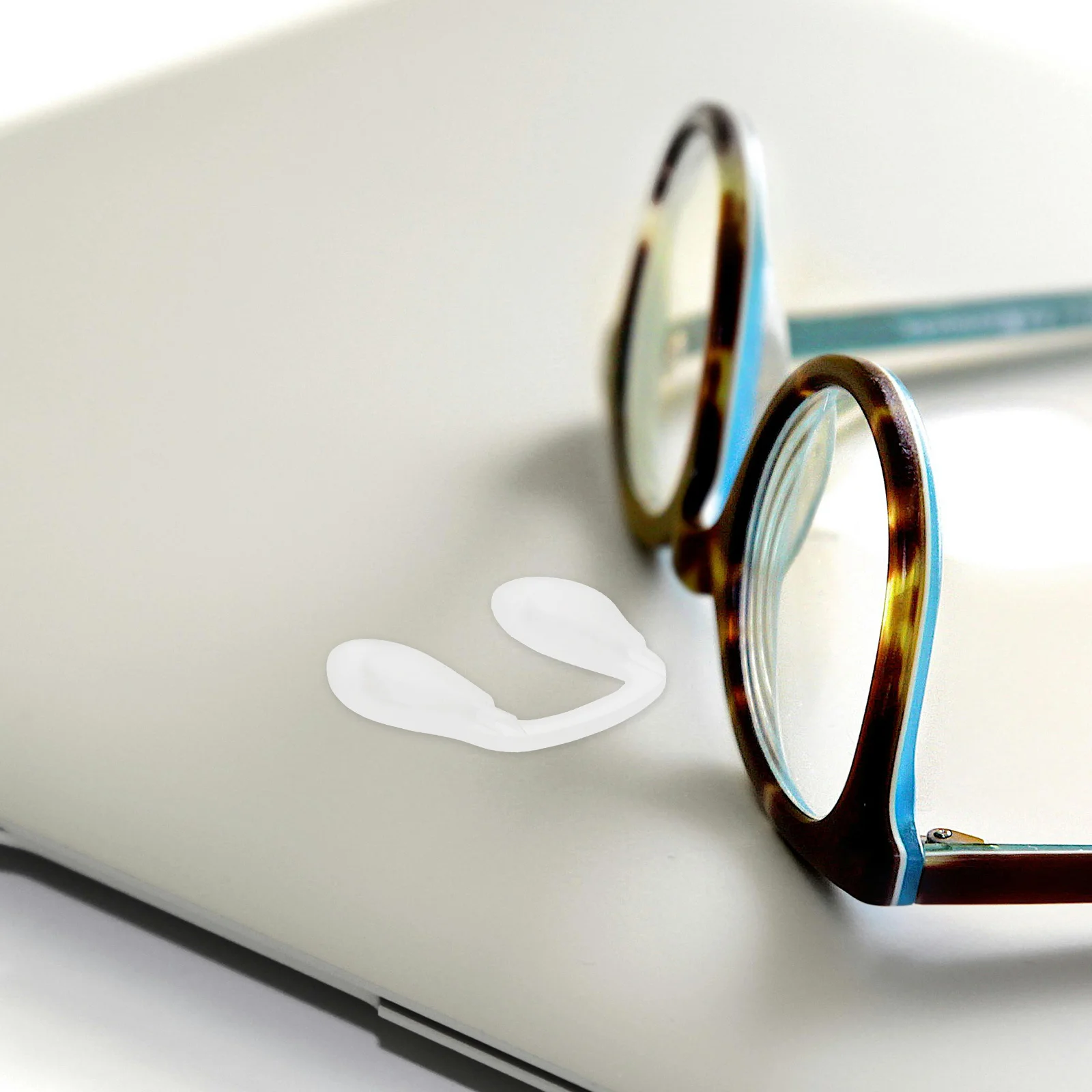 

5Pcs Silicone Nose Pads for Eyeglasses Comfortable Non-Slip Replacement Cushions High Durability Eyeglass Support Accessories