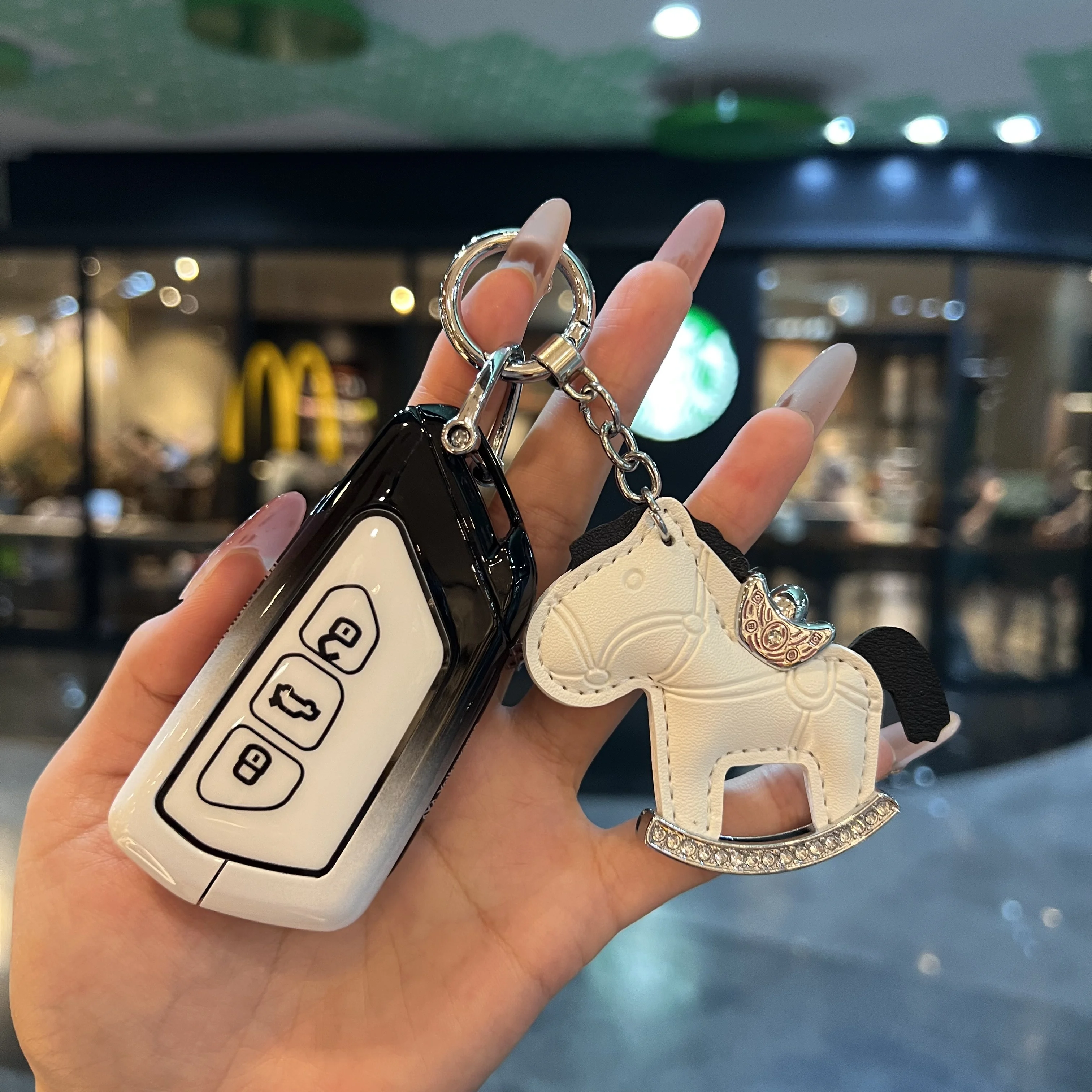 غطاء حافظة مفاتيح السيارة لسيارة VW Golf 8 MK8 Teramont ID.3 ID.4 ID.5 سكودا Enyaq iV Octavia Seat Leon اكسسوارات السيارات #3