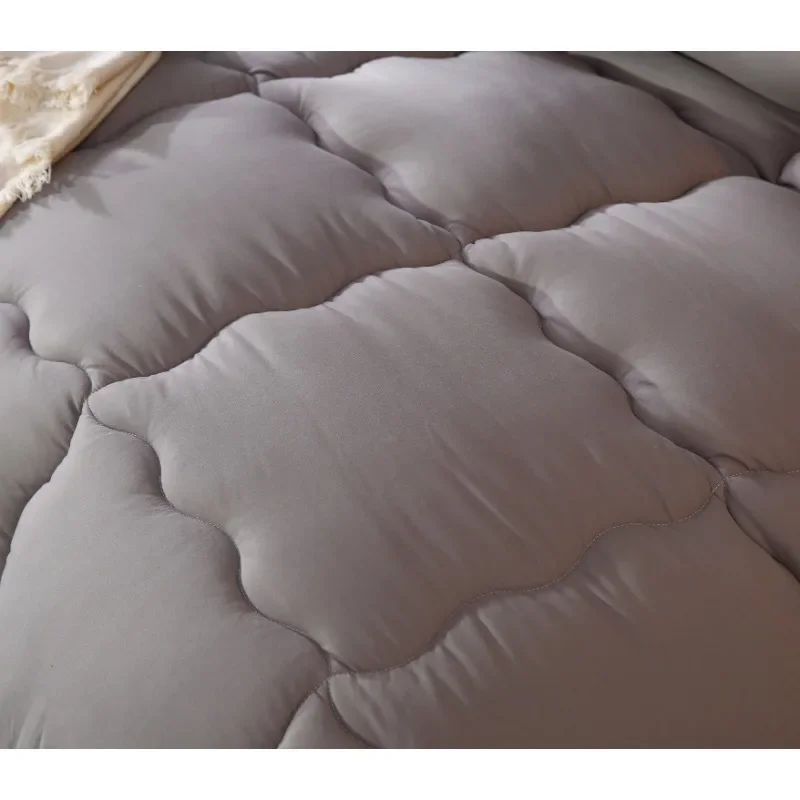 Grey thick quilted winter hotel style quilt Comforter Queen King soft winter quilt very warm220x240Quilts blanket