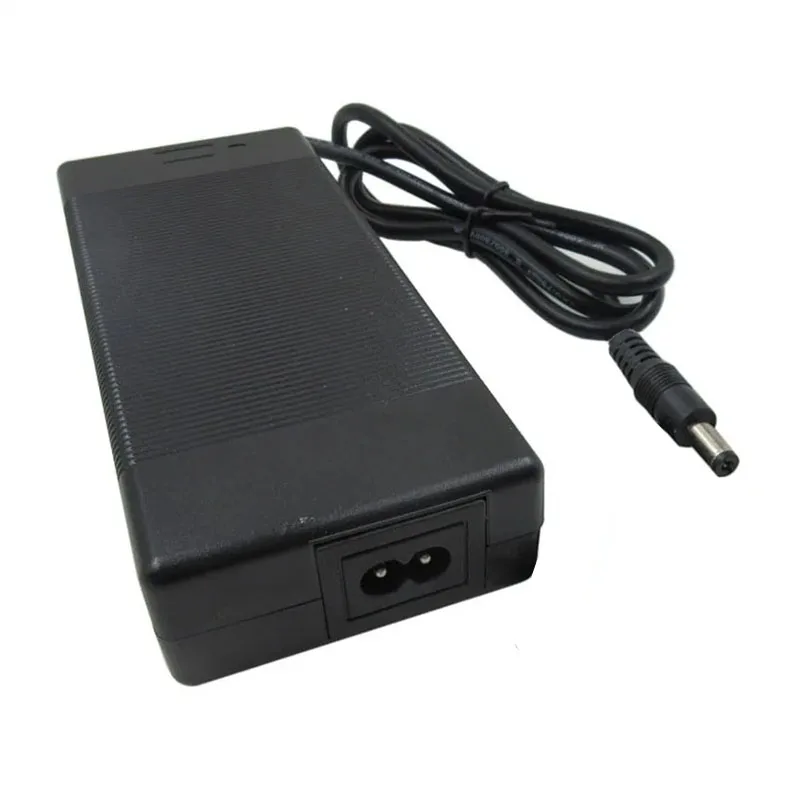 67.2V 2A 60V 16S Lithium Charger 60 V 10AH 15AH 20AH Li-ion 18650 Battery Charger DC 3PIN IEC XLR