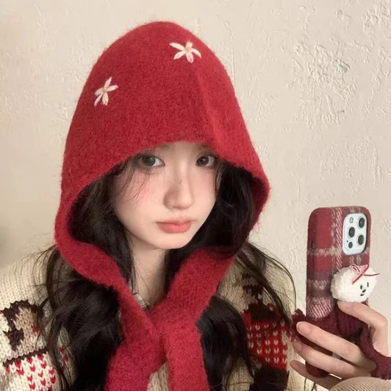 Topi Pullover Hangat Topi Bomber Bordir Bunga Topi Pelindung Telinga Serbaguna Modis Topi Rajut Tebal Topi Rajut Pakaian Jalanan