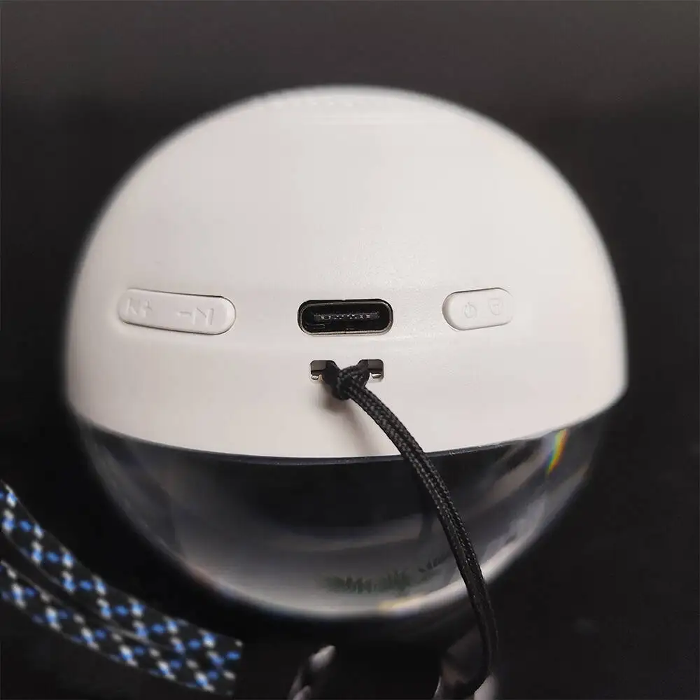 Dropshipping Christmas Gift Custom Electronic 3D Crystal Ball MP4 Player 4GB Built-in Speaker USB Cast Desktop Ornament Music