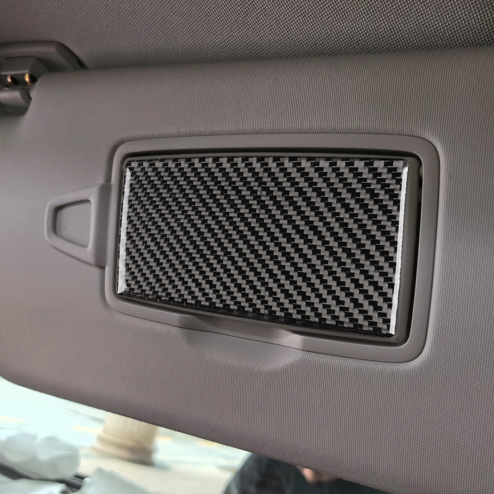 For Benz GLE W167 2019—2024 Carbon Fiber Car Accessories Copilot Make-up Mirror Panel Cover Trim Sticker Interior Modification