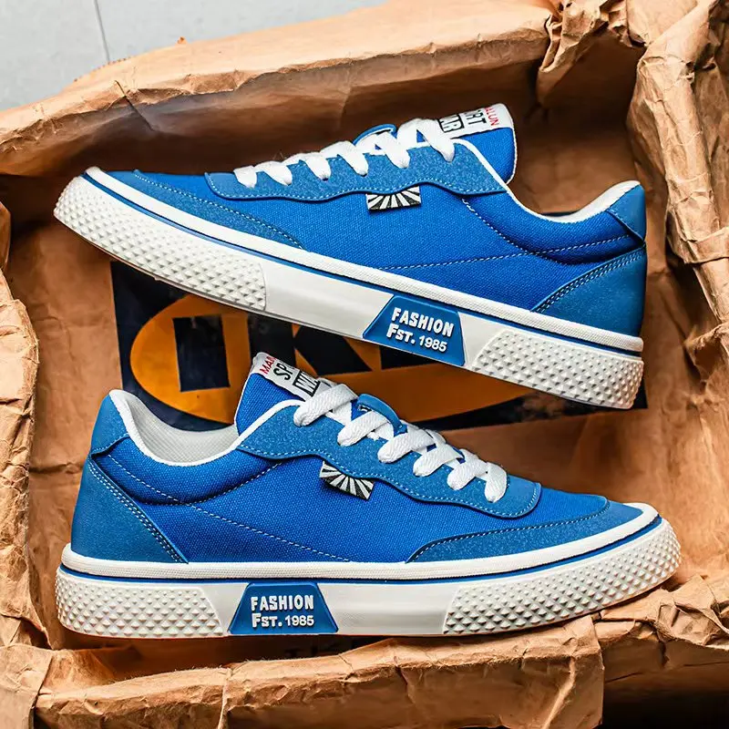 Men's casual shoes, oversized men's shoes, good grip, fashionable and casual, suitable for outdoor walks, daily wear