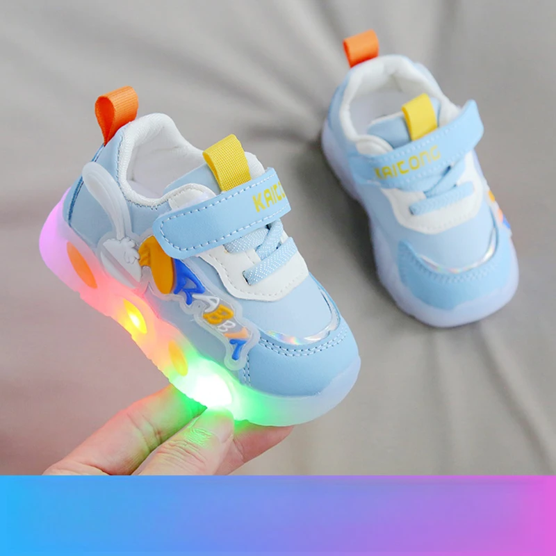 Spring Autumn Soft Sole Pre Walker Shoes Glow in The Dark for 0-3 Year Old Baby Boys and Girls Toddler Sneakers