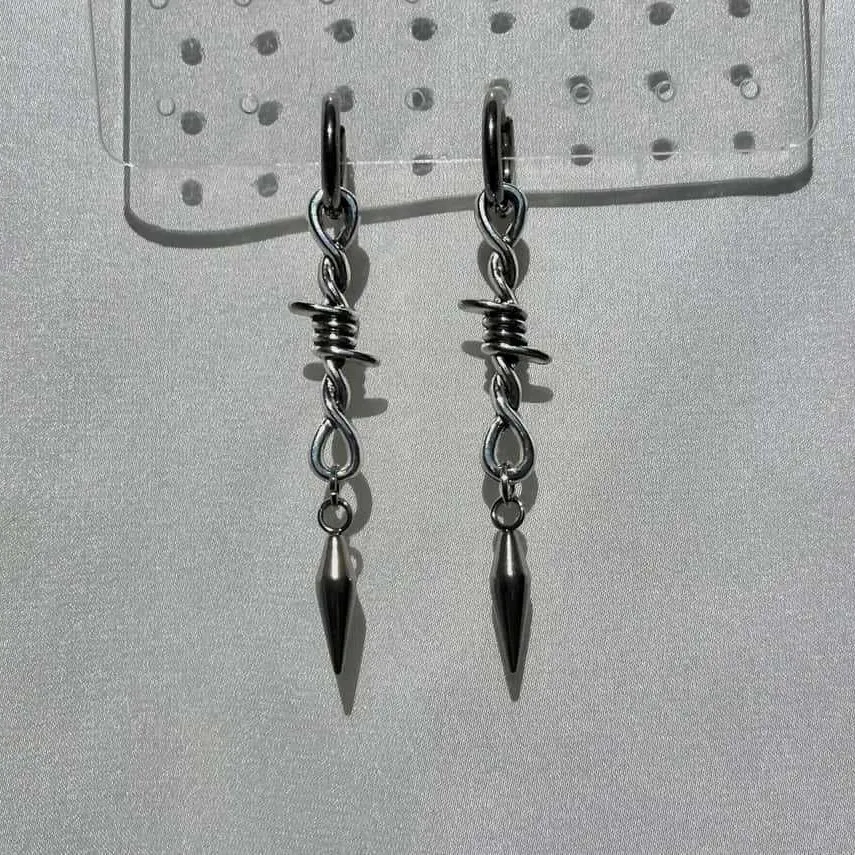 Sharp Love Earrings…