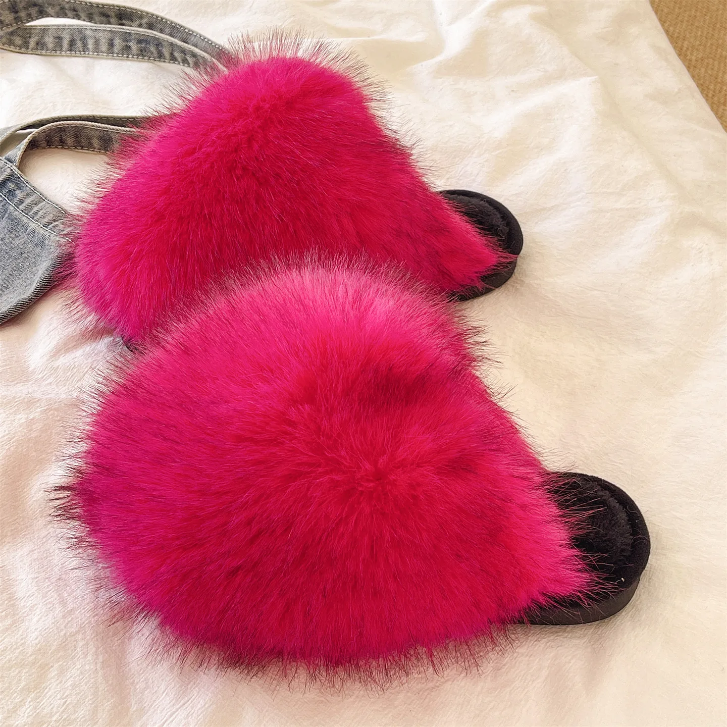 

﻿ red hairy shoes for women winter 2025 new fluffy Indoor plush warm and anti slip cotton slippers Women House Shoes