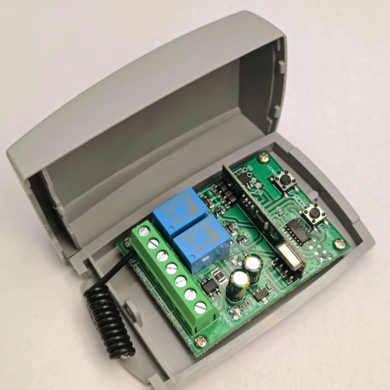 

Cheapest 2 channel 433.92mhz 12-24v AC/DC compatible europan almost brand remote control for garage door