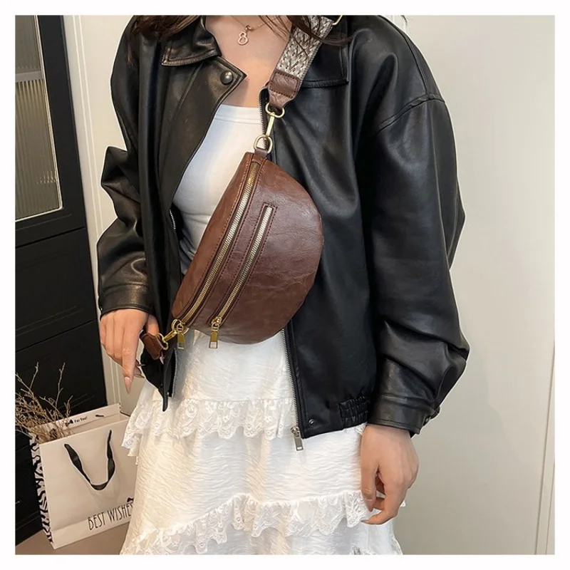 

Elegant Structured Box Clutch For Women Leather Clutch With Magnetic Closure Sleek Modern Accessory