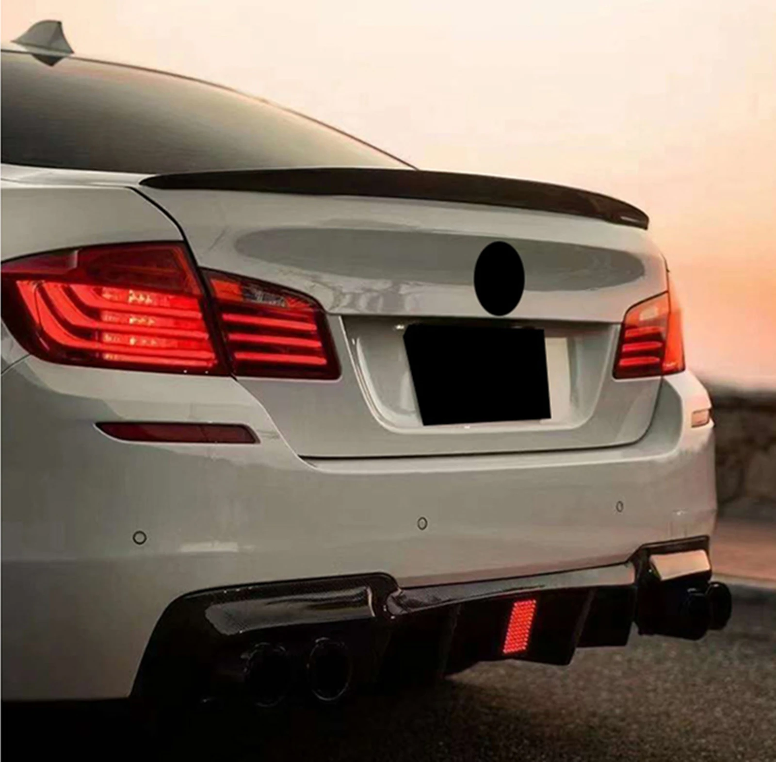 

Exterior Rear Bumper Diffuser Lip With LED Lamp For BMW 5 Series F10 F11 F18 M Sport 2010-2016 Boot Spoiler Tail Splitter Lips