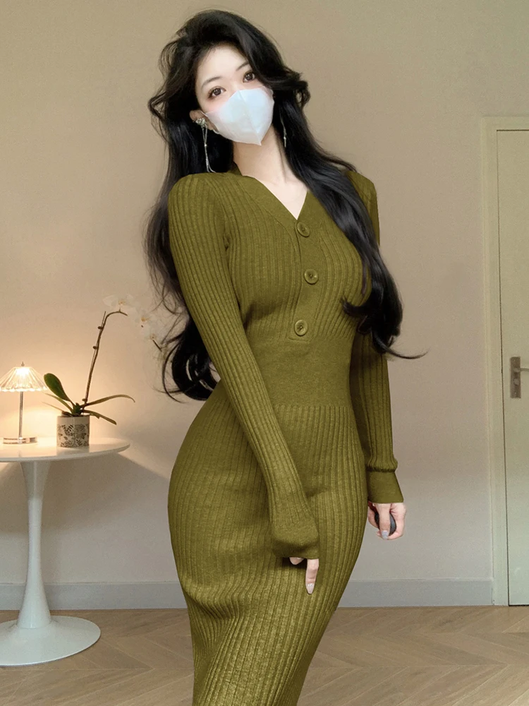 Vintage Knitted Sweater Long Sleeve Midi Dresses for Women Slim Korean Elegant Green Button V Neck Bodycon Dress Autumn 2023 New